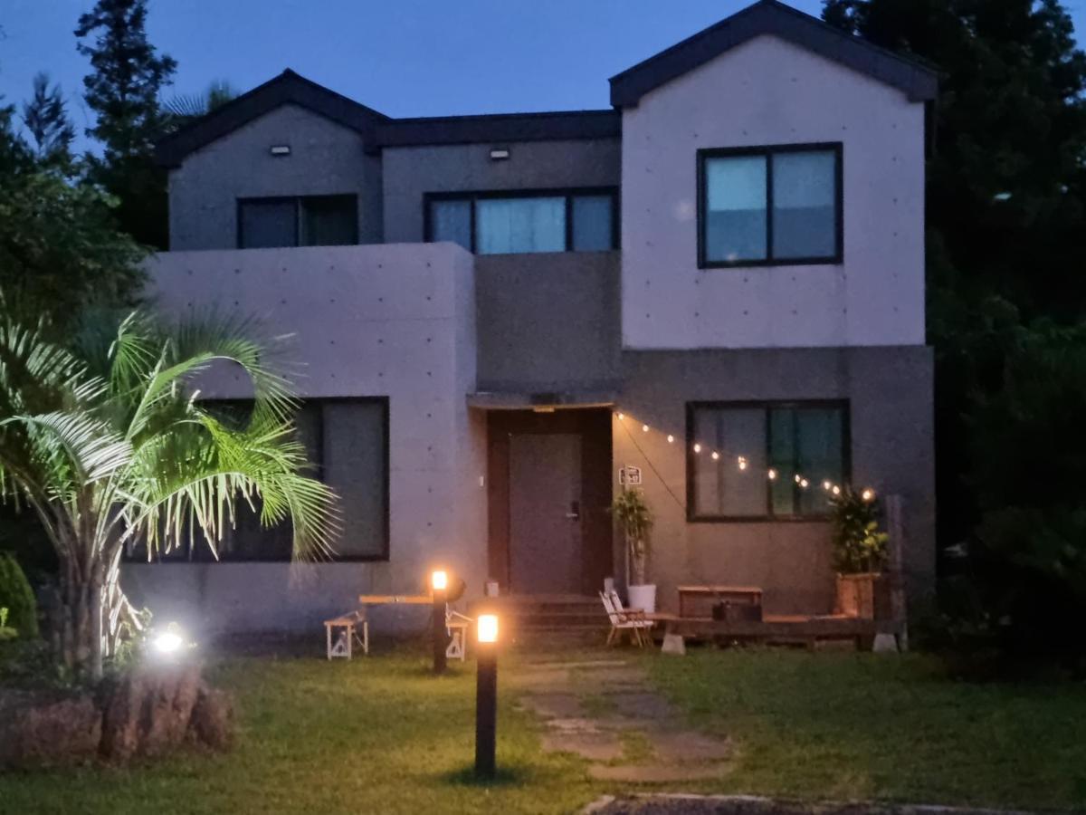 Gashi Sarang Bed & Breakfast Seogwipo Exterior photo